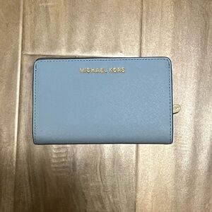 Michael Kors Jet Set Slim Bifold Wallet